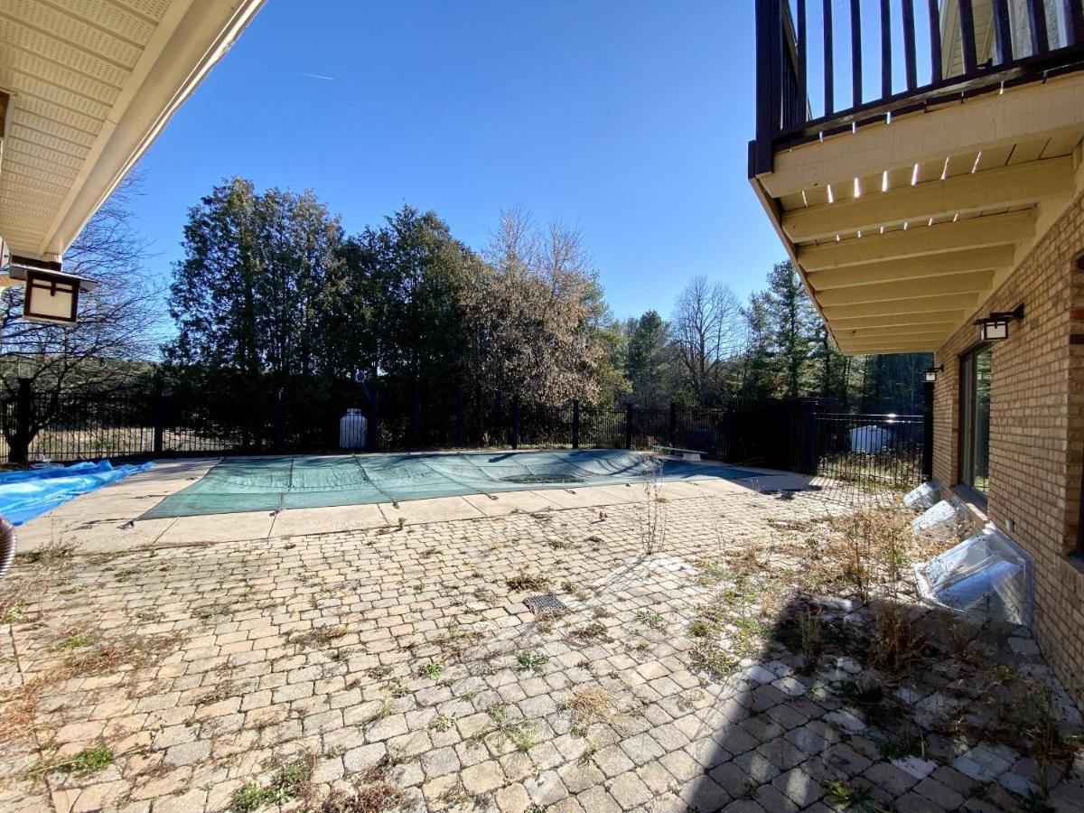 5000+ Sqft Cottage Near Toronto Bolton Exterior foto